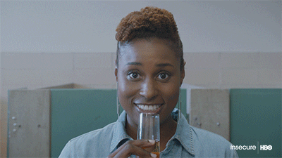 Issa Rae Prosecco: tuffati nella commedia romantica insicura della HBO